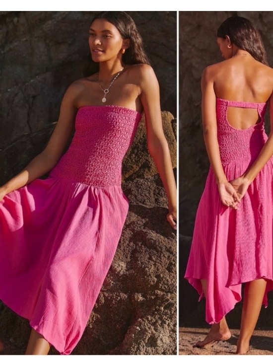 Anthropologie Dresses & Skirts - Anthropologie strapless pink smocked cotton dress size large